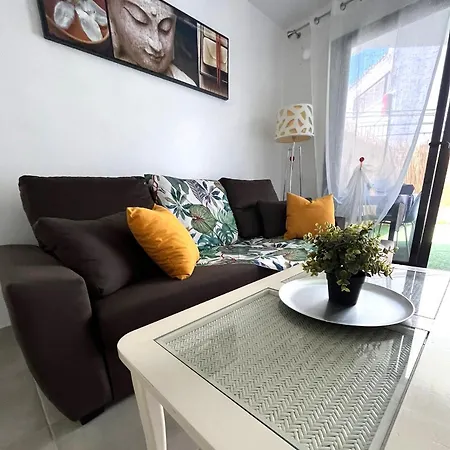 Do Not Use Modern And Bright 1 Bed In Diamantes1